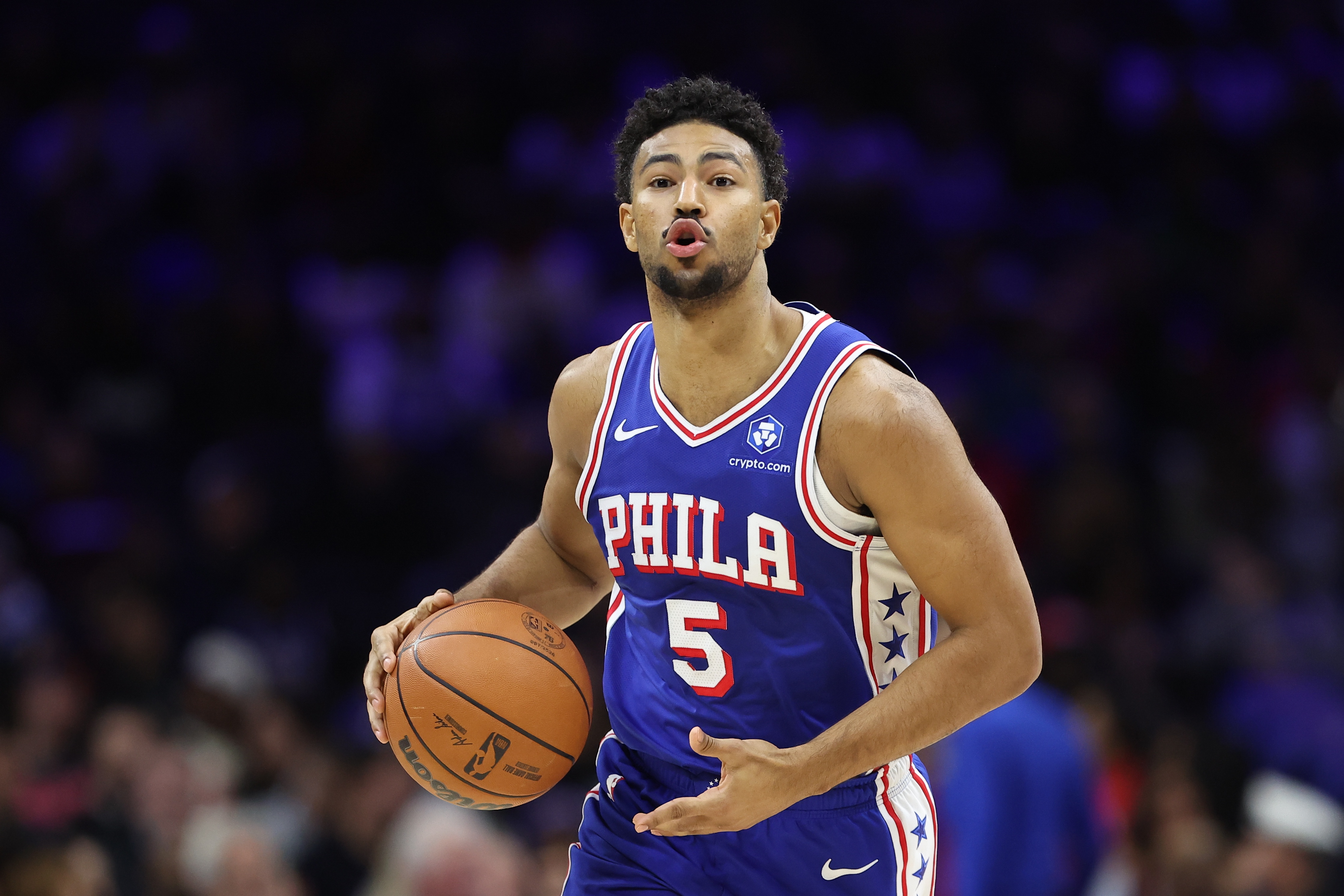 咪咕体育直播-末节14分收比赛！格莱姆斯22中11&amp;8罚全中砍下31分3抢断！